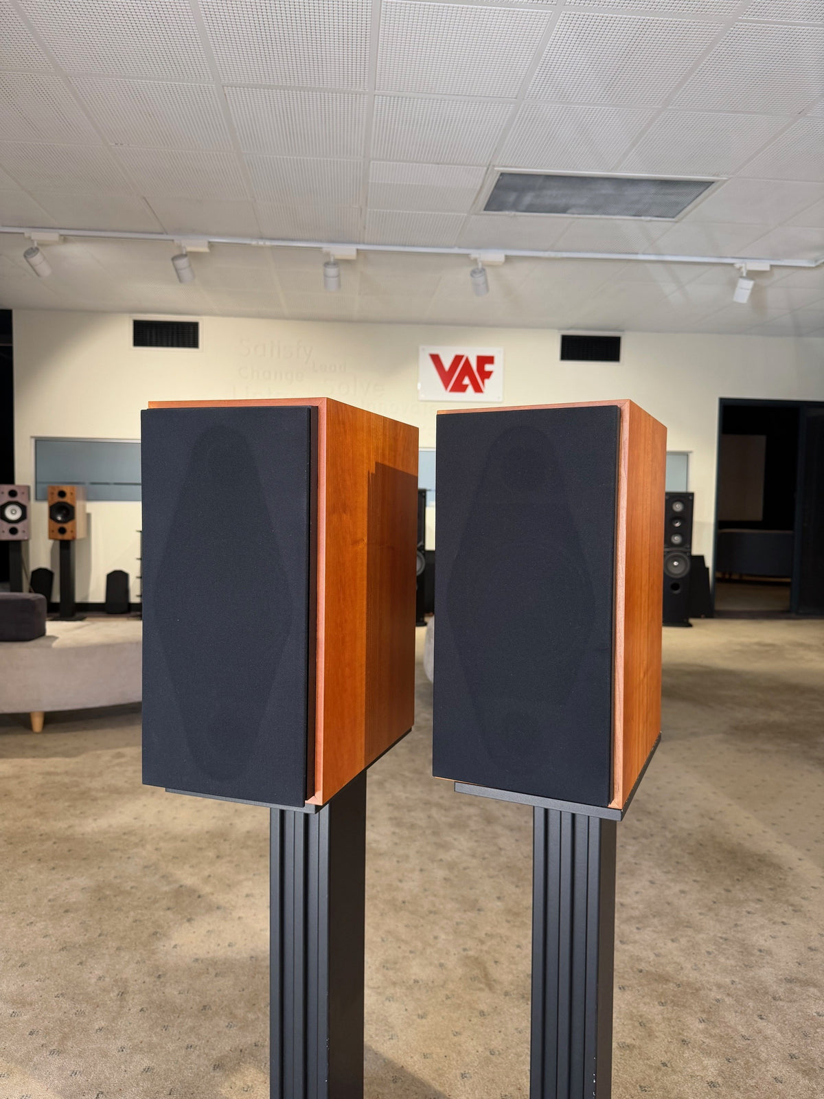 Consignment - Pair VAF Signature i91 MKI's with matching stands