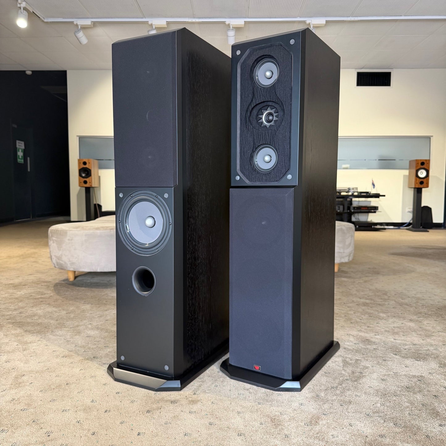 VAF Signature i66 MKV Floorstanding Speakers