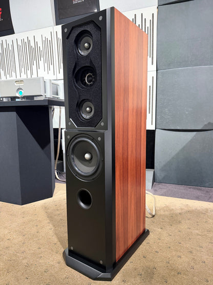 VAF Signature i66 MKV Floorstanding Speakers